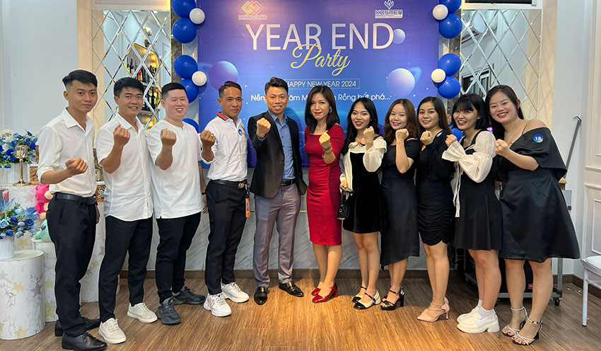 Đội ngũ nhân viên công ty Hoàng Quân tại TpHCM